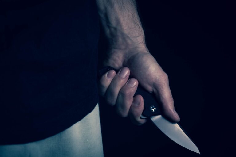 Knife_France-2048x1366